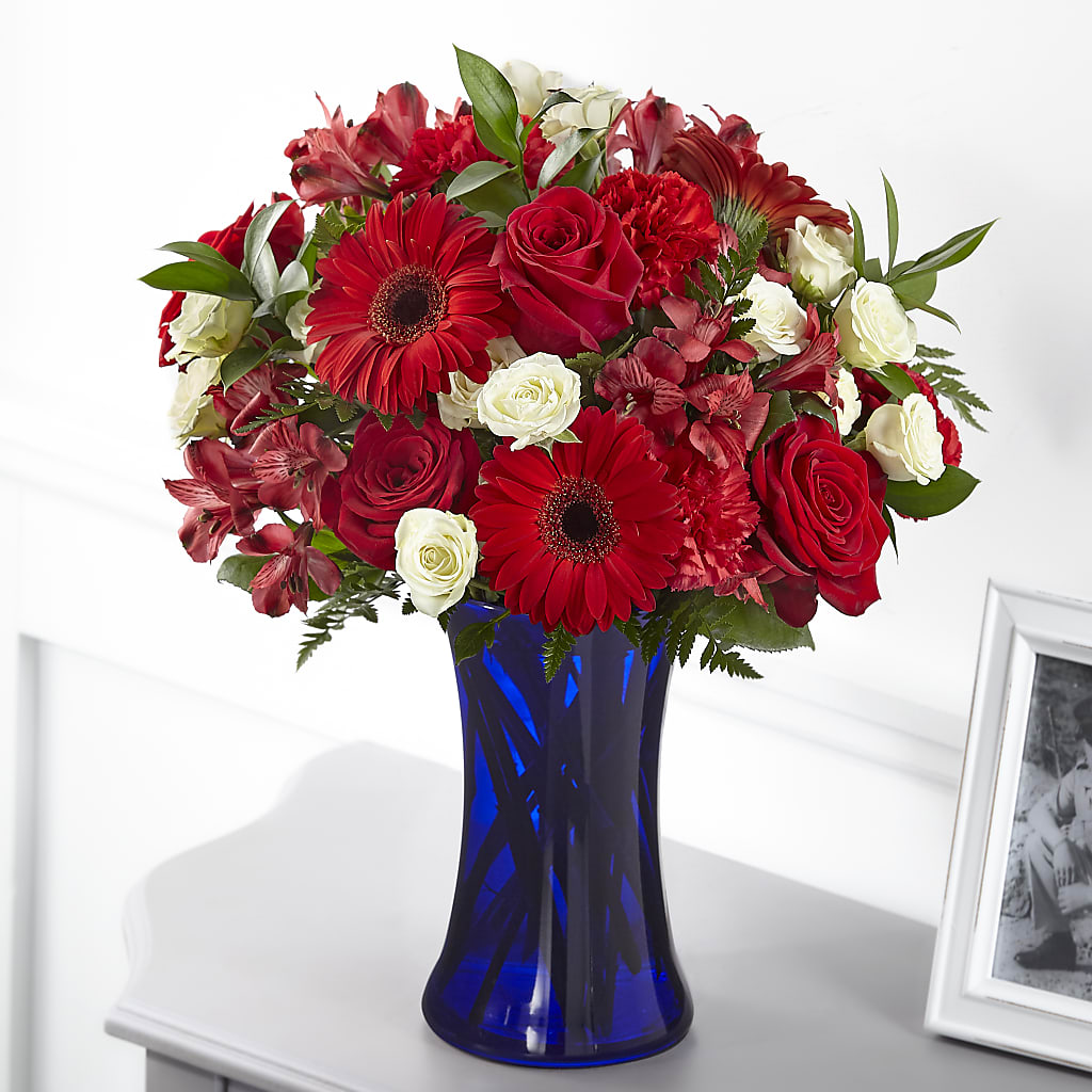 Hearts Embrace Bouquet – Flowers On Fourteenth, Washington DC