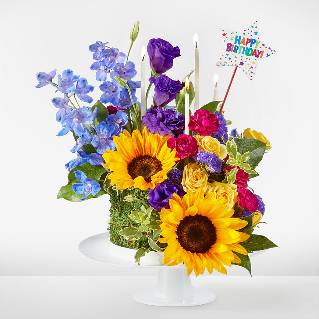 Star of the Day Floral Cake – Flowers On Fourteenth, Washington DC