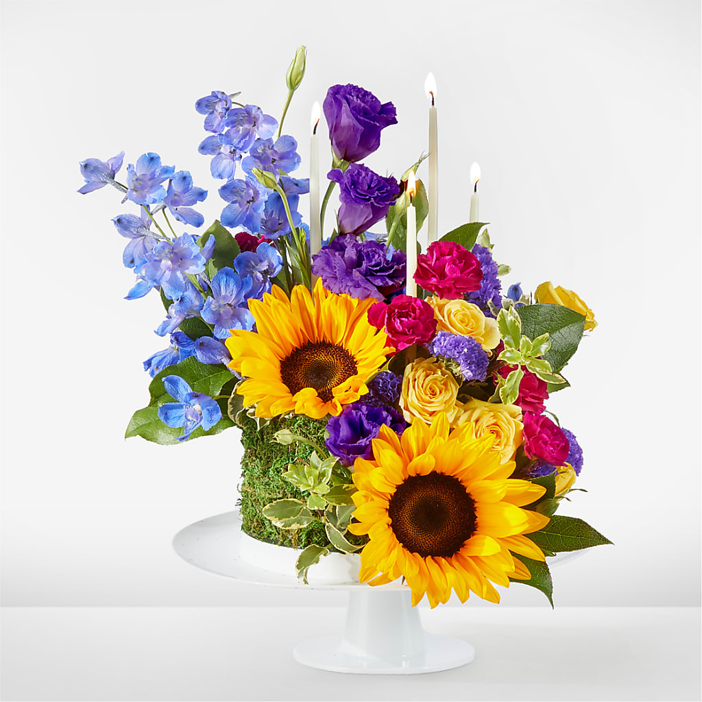 Star of the Day Floral Cake – Flowers On Fourteenth, Washington DC