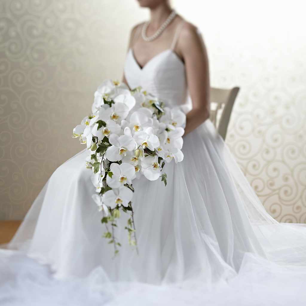 Classic White Bouquet – Flowers On Fourteenth, Washington DC