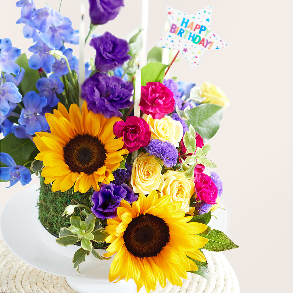 Star of the Day Floral Cake –  Flowers On Fourteenth, Washington DC